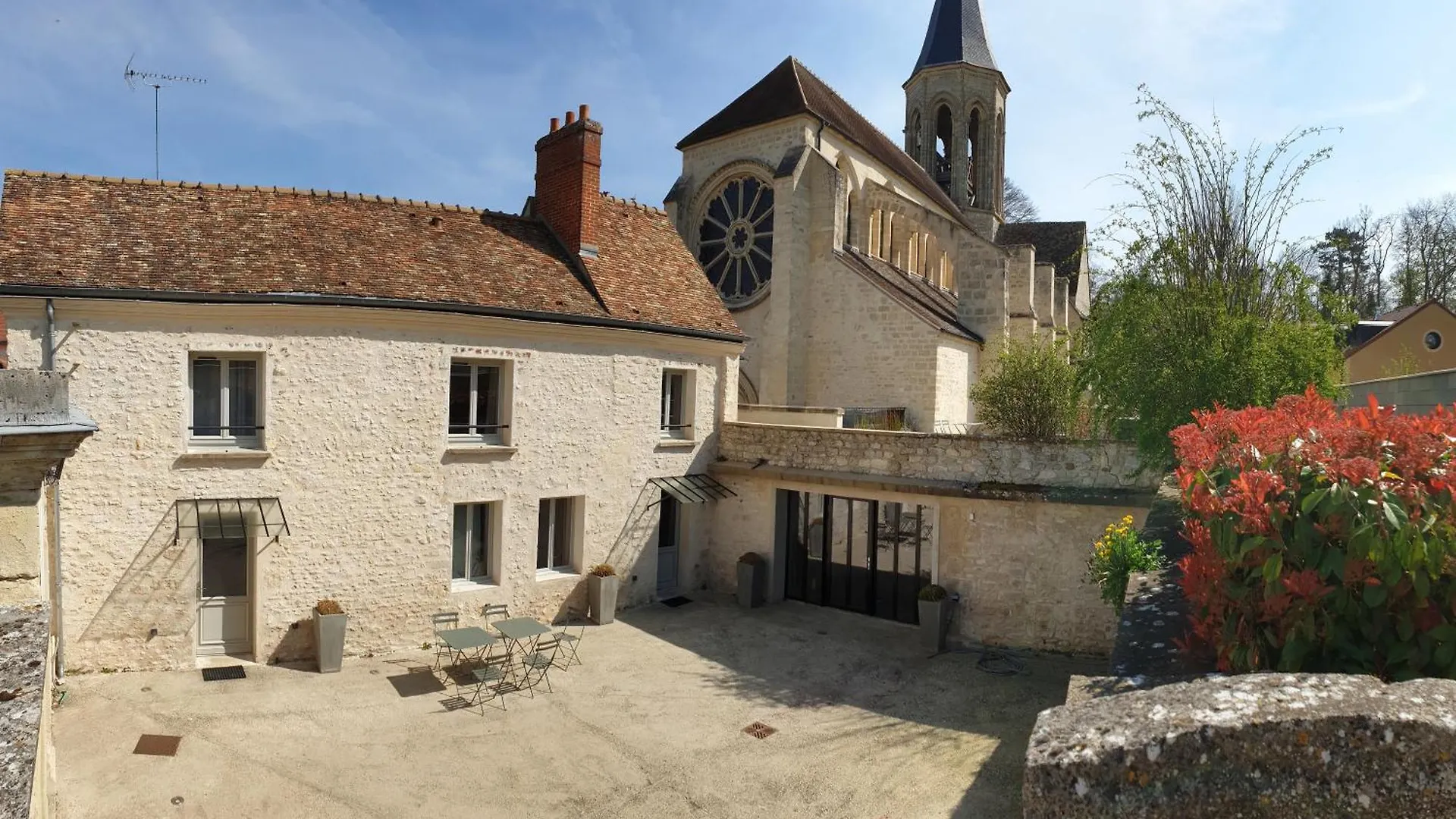 Le Presbytere De Thiverval-Grignon