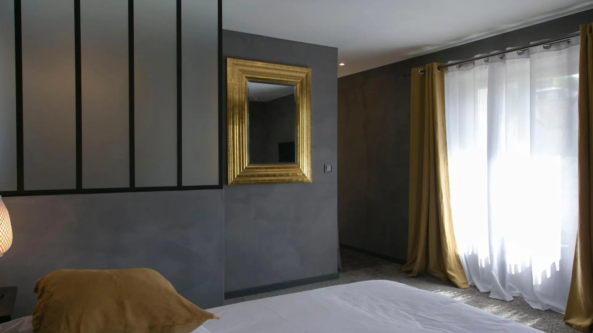 Le Presbytere De 3* Thiverval-Grignon