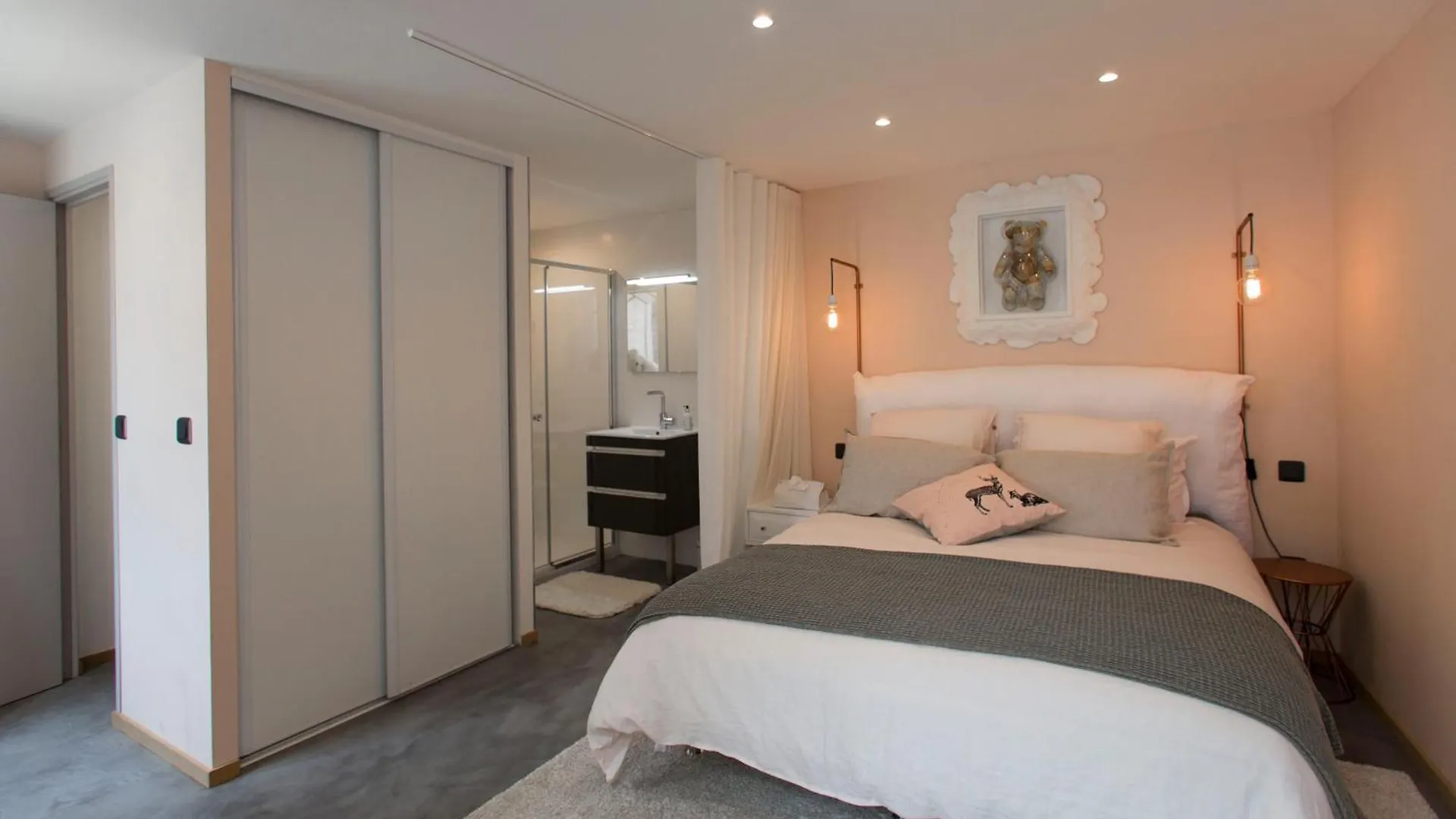 Le Presbytere De 3* Thiverval-Grignon